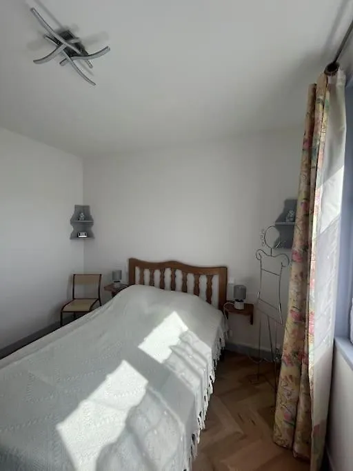 アパート Appartement En Rez De Jardin -Terrasse-2 Chambres-Parking ル・ポエ・ラヴァル